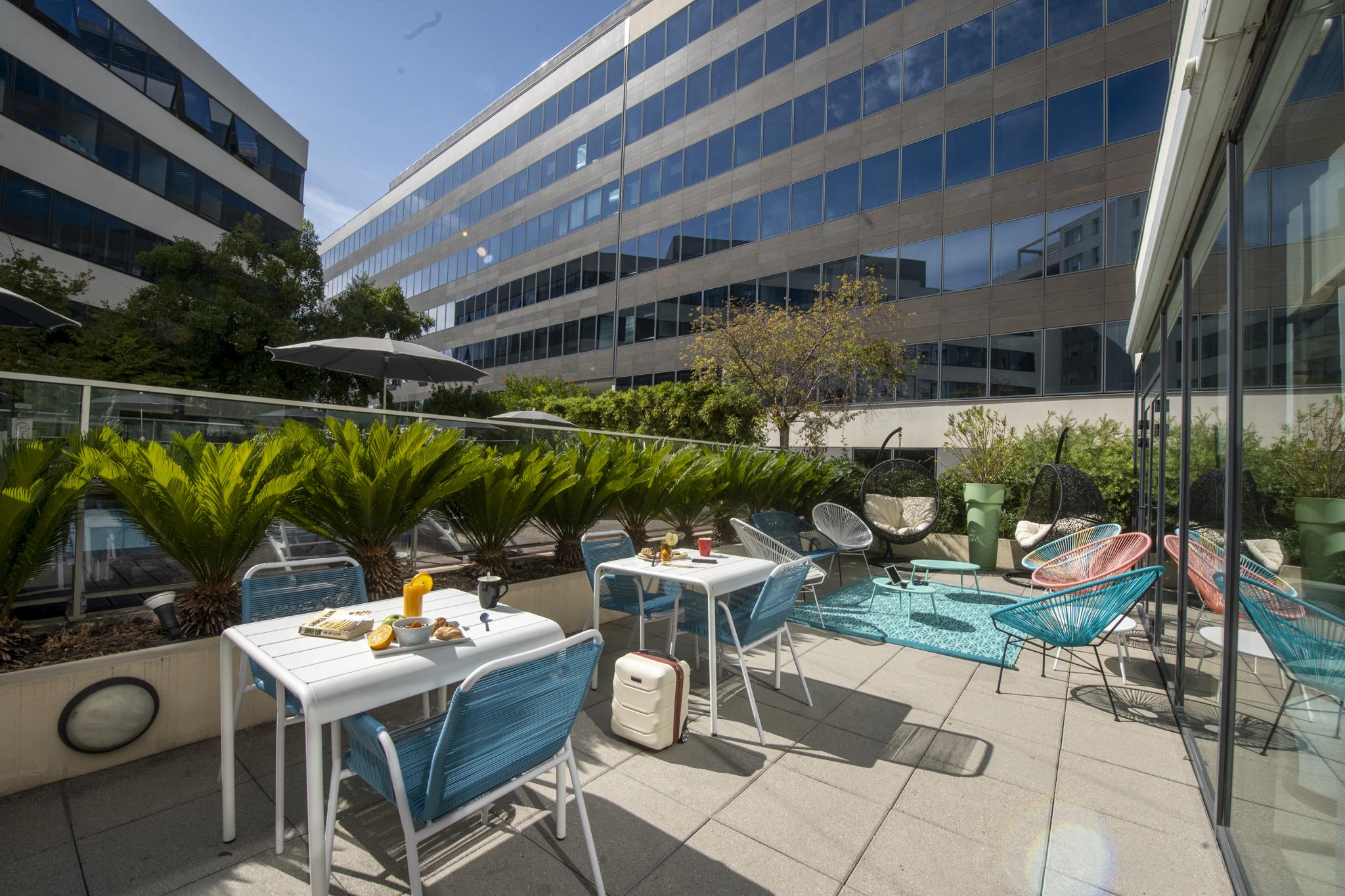Ibis Styles Nice Aeroport Arenas Exterior photo